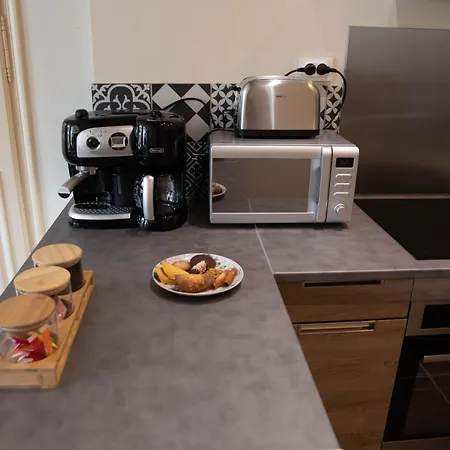 Cathedral Spark Apartment