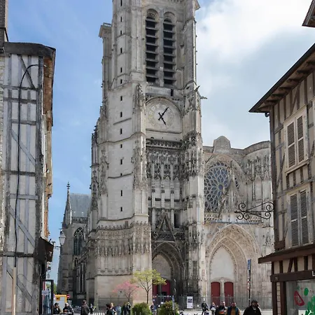 Apartamento Cathedral Spark Troyes